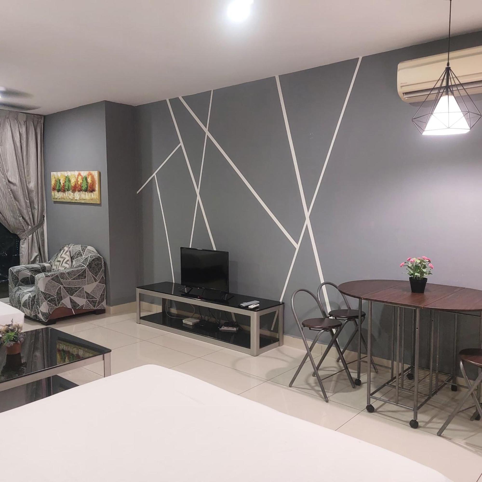 Ksl Mall D'esplanade By Summer Apartemen *
