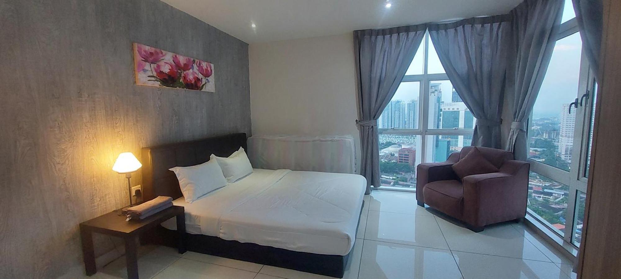 Apartemen Ksl Mall D'esplanade By Summer *