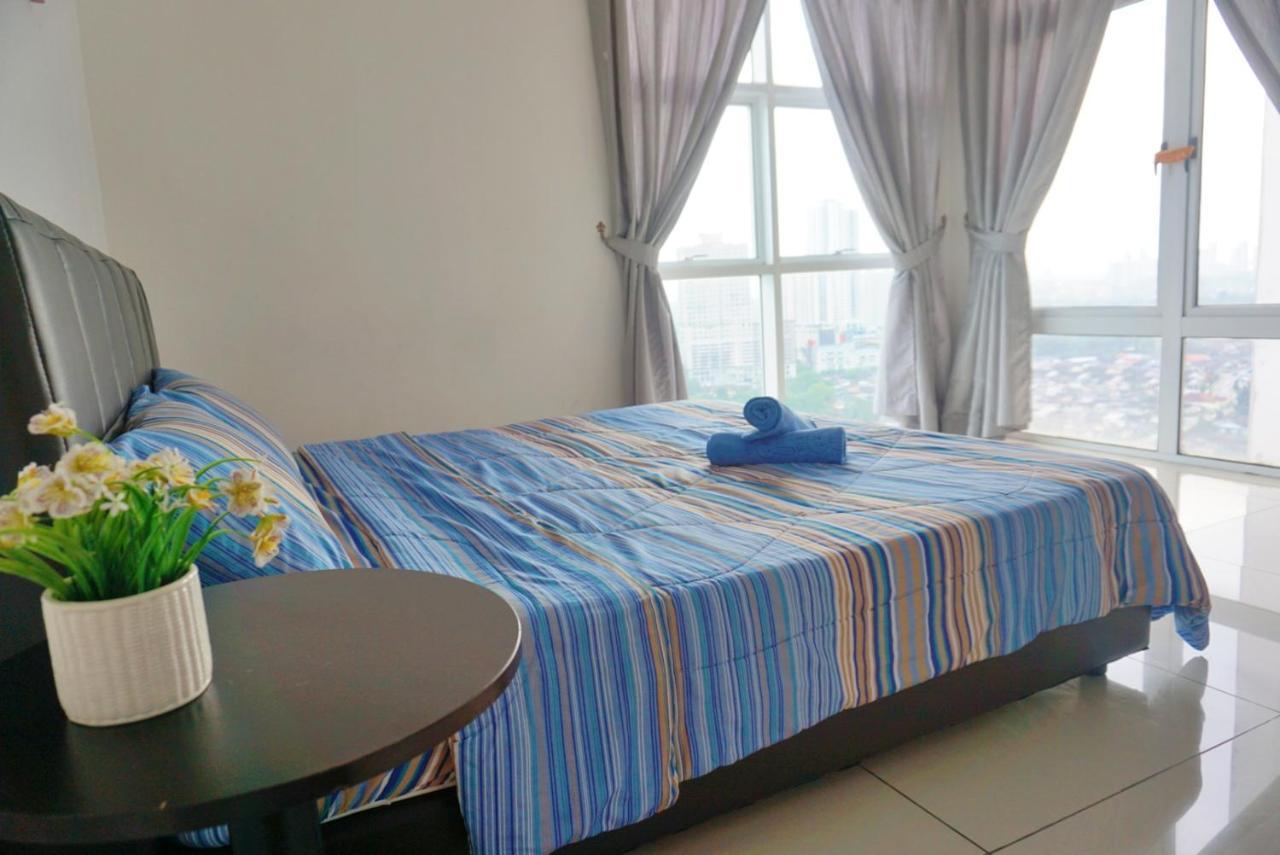 Ksl Mall D'esplanade By Summer Apartemen *
