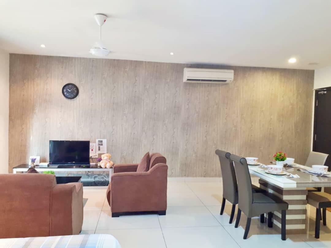 Apartemen Ksl Mall D'esplanade By Summer *